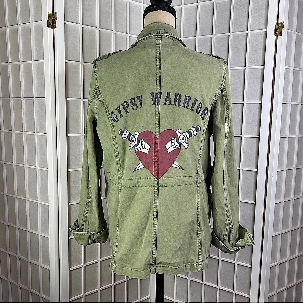 GYPSY WARRIOR Olive Green Utility Jacket – Heart & Daggers Graphic - Size Small